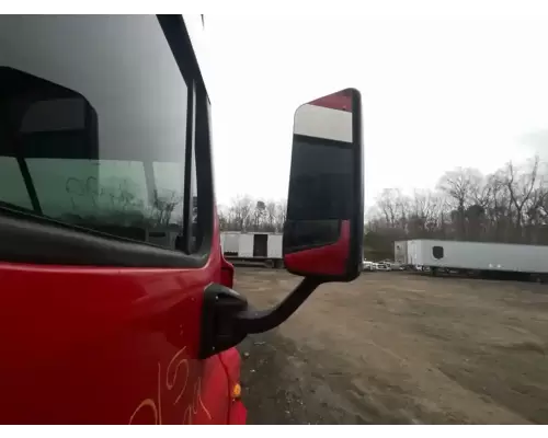 Freightliner Cascadia 132 Mirror (Side View)