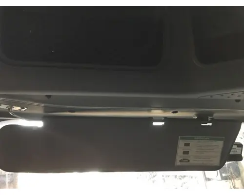 Freightliner Cascadia 132 Sun Visor (External)