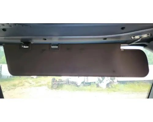 Freightliner Cascadia 132 Sun Visor (External)