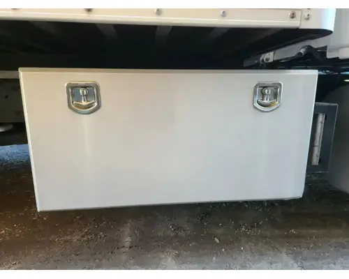 Freightliner Cascadia 132 Tool Box