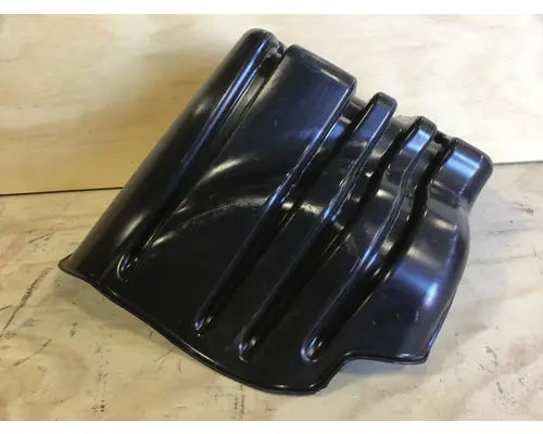 Inner Fender FREIGHTLINER CASCADIA  Hagerman Inc.