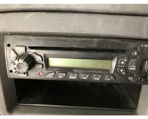 Radio Freightliner CASCADIA Vander Haags Inc Cb