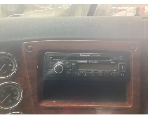 Radio Freightliner CASCADIA Vander Haags Inc Kc