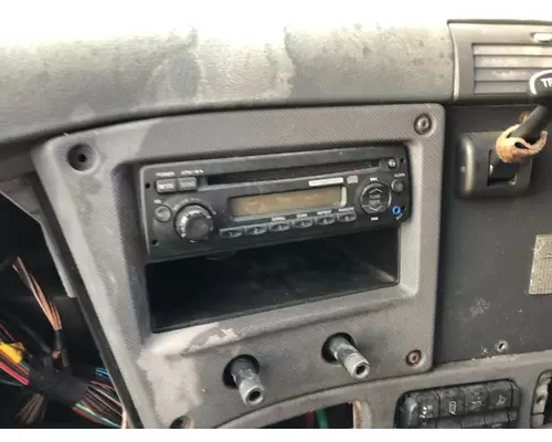 Radio Freightliner CASCADIA Vander Haags Inc Dm