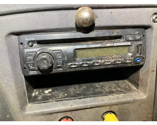 Radio Freightliner CASCADIA Vander Haags Inc Sf