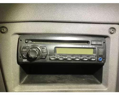 Radio Freightliner CASCADIA Vander Haags Inc Sf