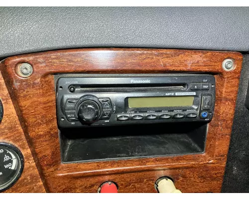 Radio Freightliner CASCADIA Vander Haags Inc Sf