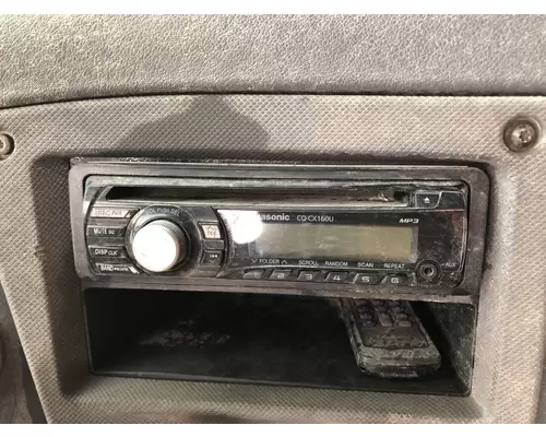 Radio Freightliner CASCADIA Vander Haags Inc Cb