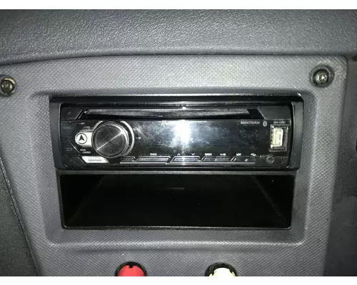 Radio Freightliner CASCADIA Vander Haags Inc Cb
