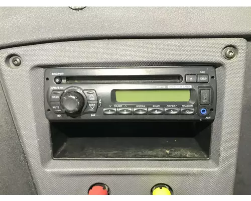 Radio Freightliner CASCADIA Vander Haags Inc Cb