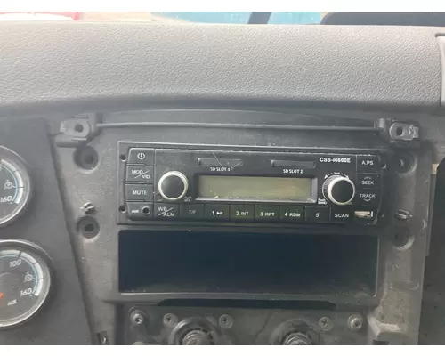 Radio Freightliner CASCADIA Vander Haags Inc Kc