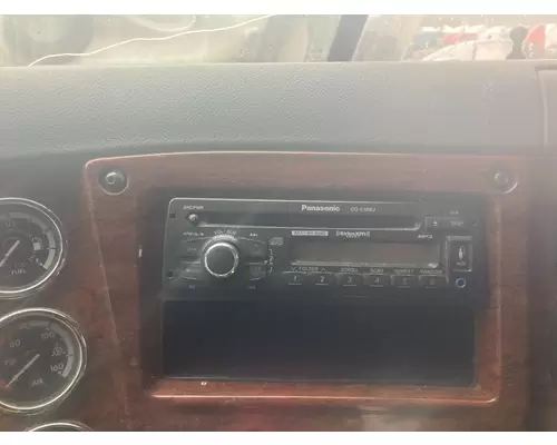 Radio Freightliner CASCADIA Vander Haags Inc Kc