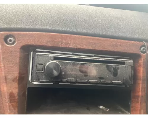 Radio Freightliner CASCADIA Vander Haags Inc Kc