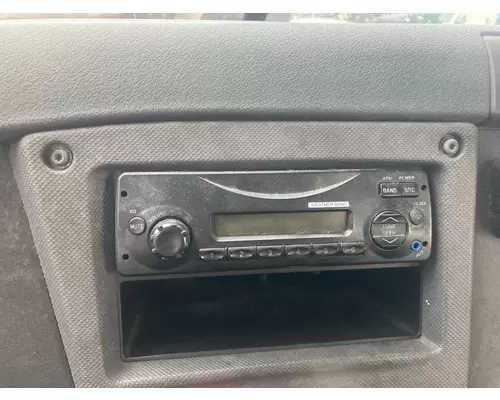 Radio Freightliner CASCADIA Vander Haags Inc Kc