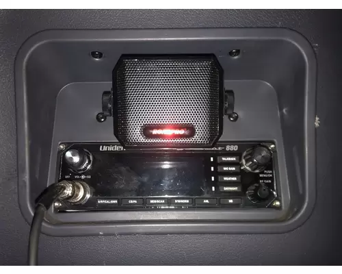 Radio Freightliner CASCADIA Vander Haags Inc Kc