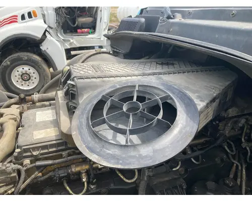 Air Cleaner Freightliner CASCADIA Vander Haags Inc Dm