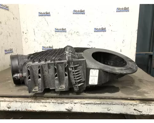 Air Cleaner Freightliner CASCADIA Vander Haags Inc Cb