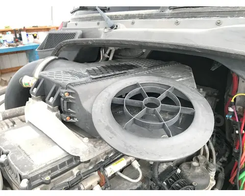 Air Cleaner Freightliner CASCADIA Vander Haags Inc Cb
