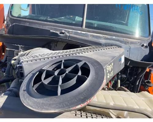 Air Cleaner Freightliner CASCADIA Vander Haags Inc Col