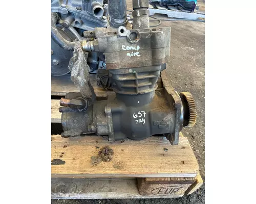 Air Compressor FREIGHTLINER Cascadia Usa Trade &amp; Exports Inc