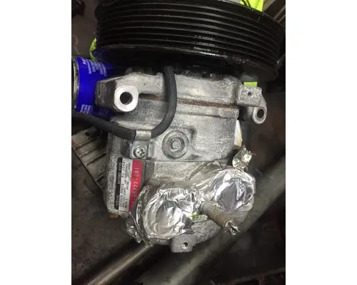 Air Conditioner Compressor FREIGHTLINER CASCADIA Charlotte Truck Parts,inc.