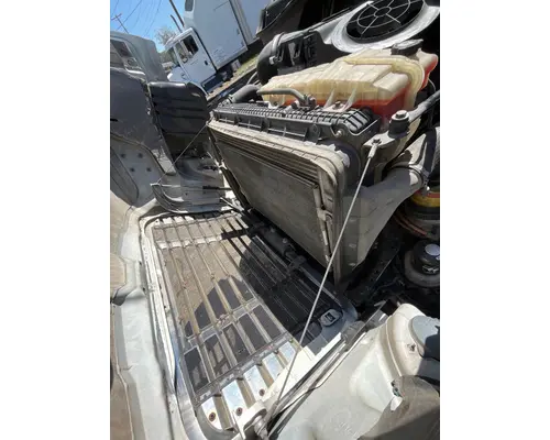 Air Conditioner Condenser FREIGHTLINER CASCADIA B &amp; W  Truck Center