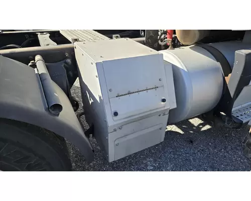 Auxiliary Power Unit FREIGHTLINER CASCADIA Custom Truck One Source
