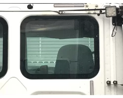 Back Glass Freightliner CASCADIA Vander Haags Inc Cb