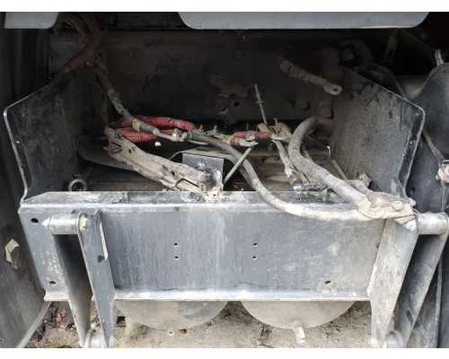 Battery Box FREIGHTLINER CASCADIA B &amp; W  Truck Center