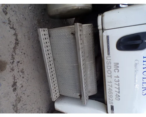 Battery Box FREIGHTLINER CASCADIA Big Rig Truck Salvage, LLC