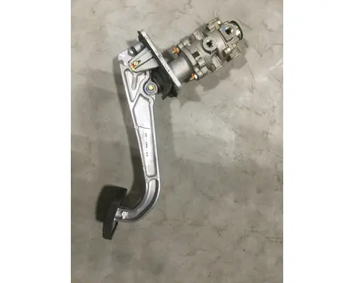 Brake Parts, Misc. Front FREIGHTLINER CASCADIA Hagerman Inc.