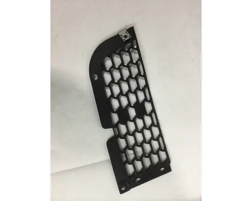 Bumper Filler Panel FREIGHTLINER CASCADIA Hagerman Inc.