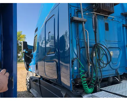 Cab Freightliner CASCADIA Vander Haags Inc Sp