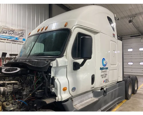 Cab Freightliner CASCADIA Vander Haags Inc SF