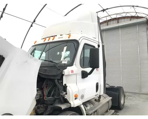 Cab Freightliner CASCADIA Vander Haags Inc Cb