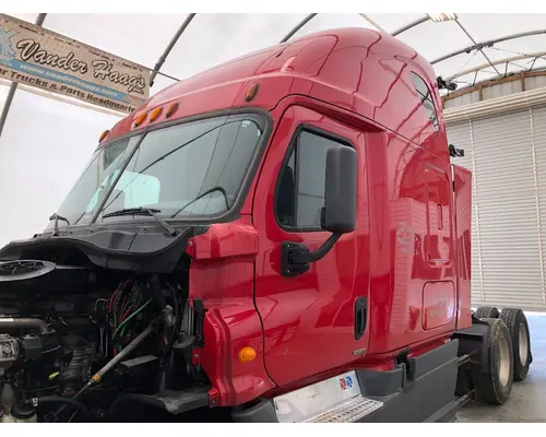 Cab Freightliner CASCADIA Vander Haags Inc Cb