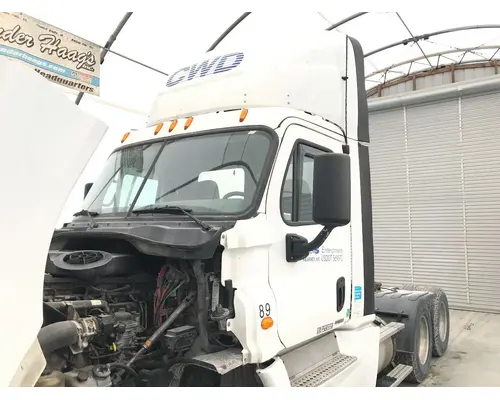 Cab Freightliner CASCADIA Vander Haags Inc Cb