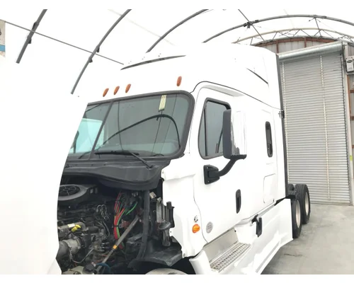 Cab Freightliner CASCADIA Vander Haags Inc CB