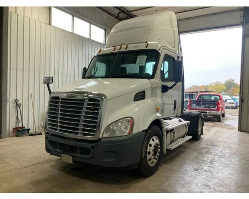 Cab Freightliner CASCADIA Vander Haags Inc WM