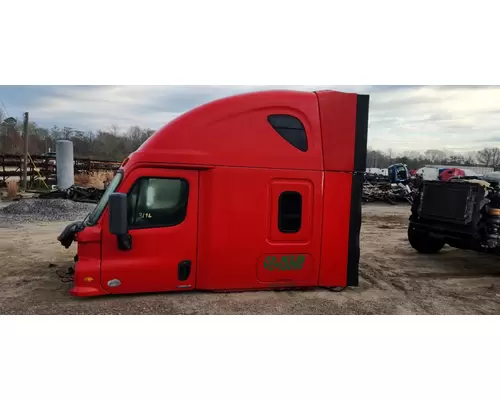 Cab FREIGHTLINER CASCADIA American Truck Parts,inc