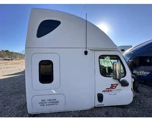 Cab FREIGHTLINER CASCADIA Thomas Parts