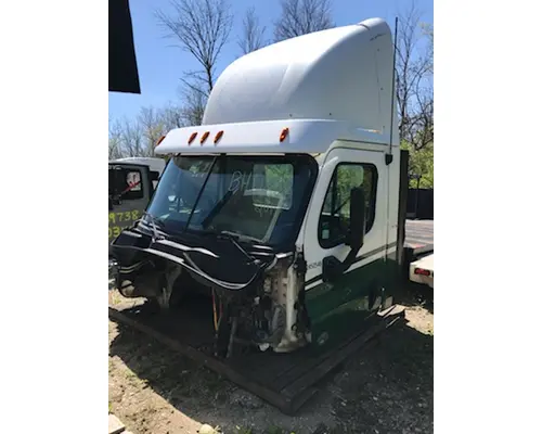 Cab FREIGHTLINER CASCADIA Stateline Truck Parts And Recycling Inc