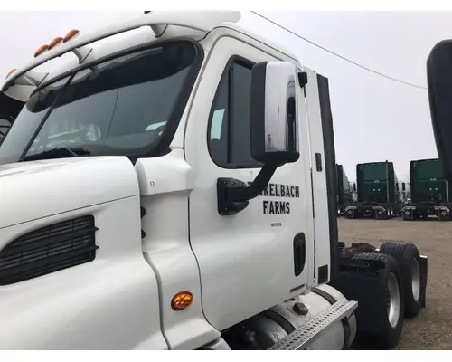 Cab FREIGHTLINER CASCADIA Stateline Truck Parts And Recycling Inc