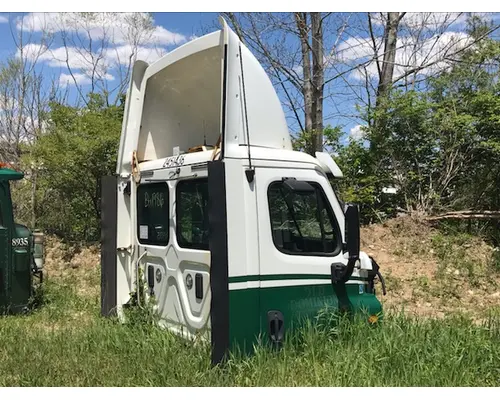 Cab FREIGHTLINER CASCADIA Stateline Truck Parts And Recycling Inc