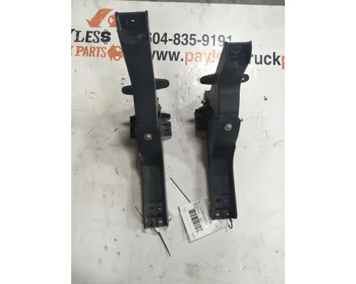 Cab FREIGHTLINER CASCADIA Payless Truck Parts