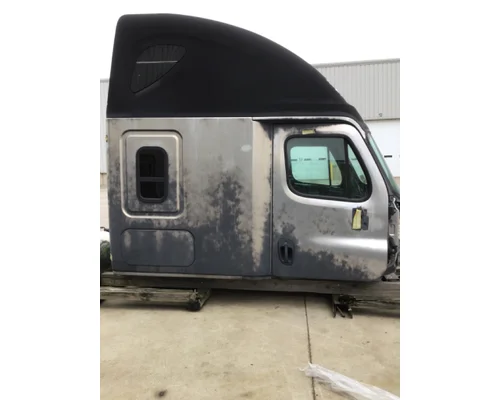 Cab FREIGHTLINER CASCADIA K &amp; R Truck Sales, Inc.