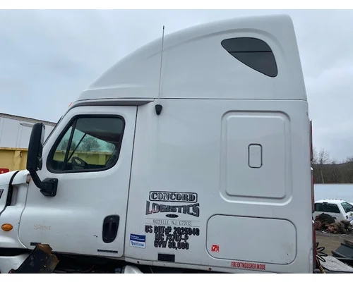 Cab FREIGHTLINER CASCADIA Boots &amp; Hanks Of Pennsylvania