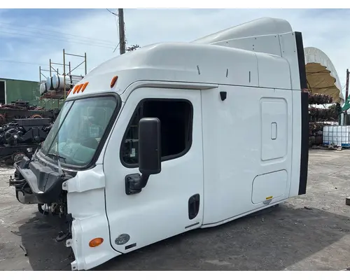 Cab FREIGHTLINER Cascadia Usa Trade &amp; Exports Inc