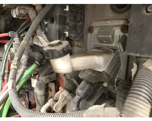 Clutch Master Cylinder Freightliner CASCADIA Vander Haags Inc Cb