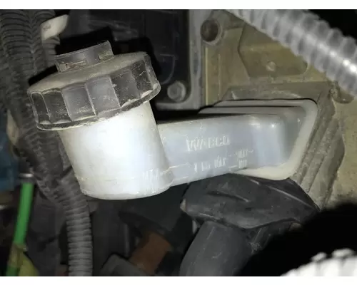Clutch Master Cylinder Freightliner CASCADIA Vander Haags Inc Cb